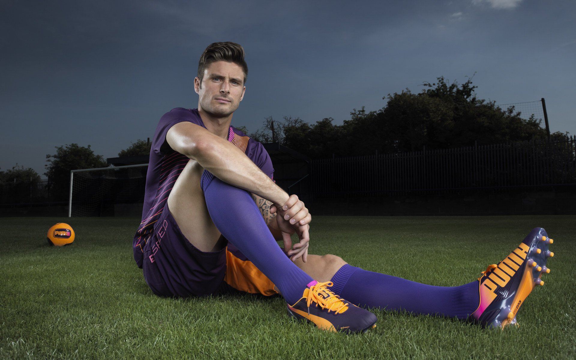 开云足球直播-绝境中的逆袭，波兰队惊天逆转瑞典，奥恰洛夫一球定乾坤惊艳世界